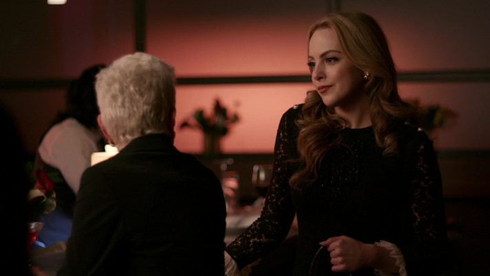 Elizabeth Gillies pic #1219213