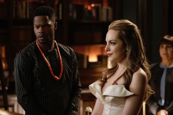 Elizabeth Gillies pic #1224599