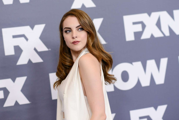 Elizabeth Gillies pic #870901