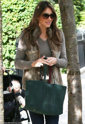 photo 11 in Elizabeth Hurley gallery [id642915] 2013-10-29 00:00:00