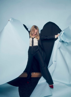 Elizabeth Moss pic #1203837