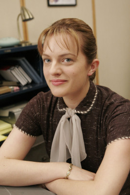 Elizabeth Moss pic #373718