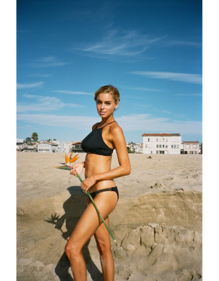 Elizabeth Turner pic #857641