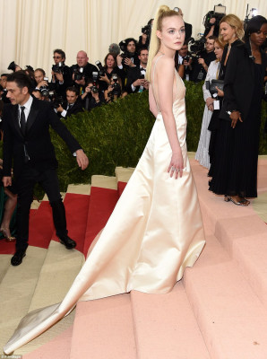 Elle Fanning pic #850599