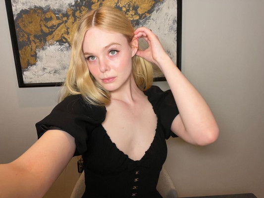 Elle Fanning pic #1249325