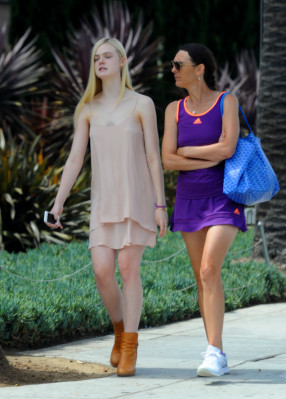 Elle Fanning pic #978374