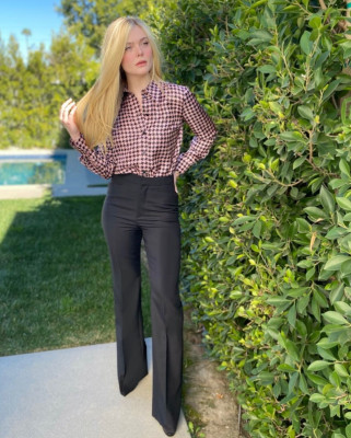 Elle Fanning pic #1296737