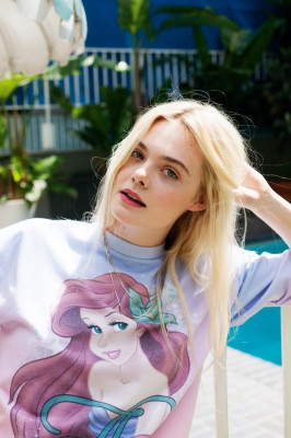 Elle Fanning pic #704477