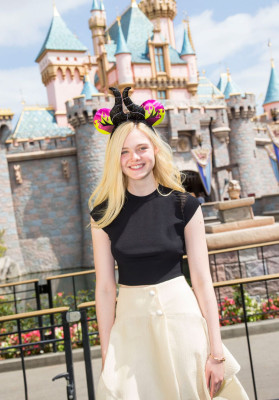 Elle Fanning pic #690829