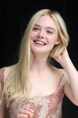 Elle Fanning pic #726450