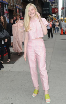 Elle Fanning pic #706437