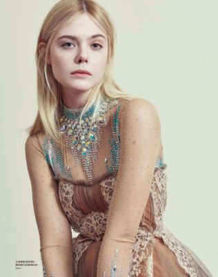 Elle Fanning pic #1050733