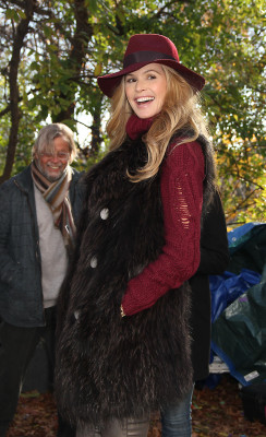 photo 23 in Elle Macpherson gallery [id583393] 2013-03-17 00:00:00