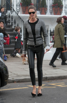 photo 15 in Elle Macpherson gallery [id453850] 2012-03-02 00:00:00