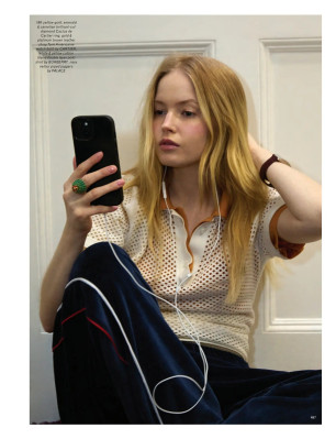 photo 4 in Ellie Bamber gallery [id1372951] 2025-06-12 00:00:00