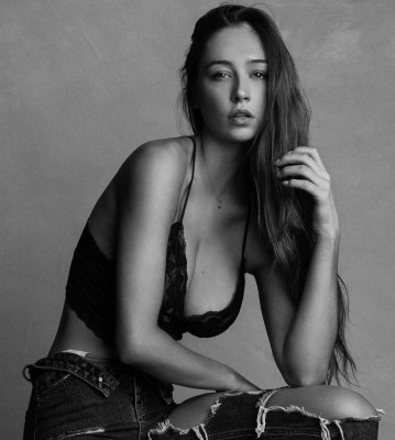 photo 11 in Elsie Hewitt  gallery [id1314426] 2022-11-18 00:00:00
