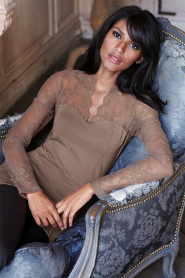 Emanuela de Paula pic #414298