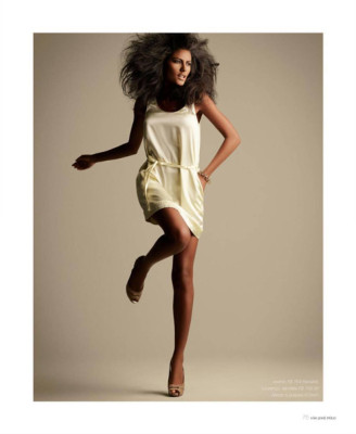 Emanuela de Paula pic #333311