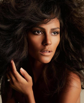 Emanuela de Paula pic #333896