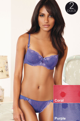 Emanuela de Paula pic #324689