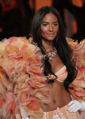 Emanuela de Paula pic #321829
