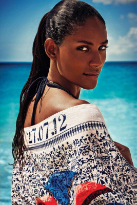 Emanuela de Paula pic #469632