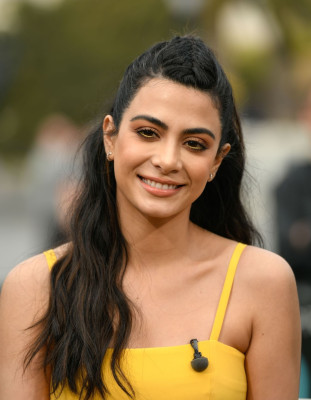 Emeraude Toubia pic #1111399