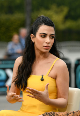 Emeraude Toubia pic #1111397