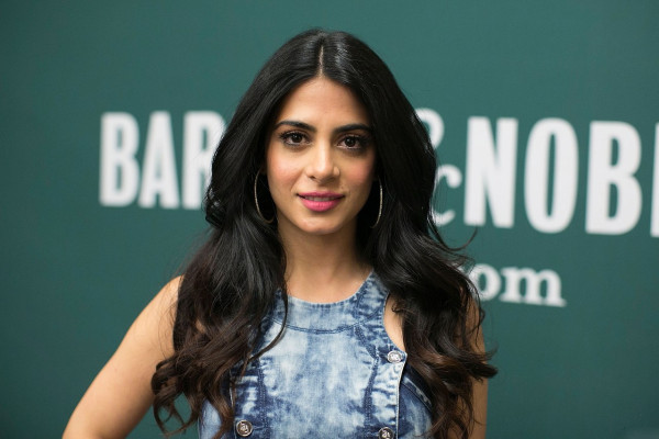 Emeraude Toubia pic #956345