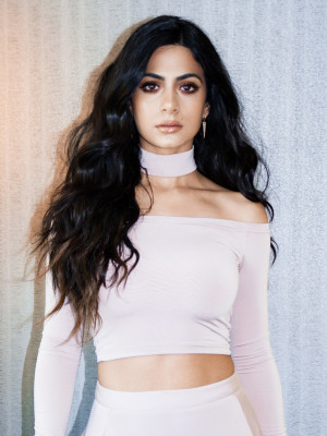 Emeraude Toubia pic #885590