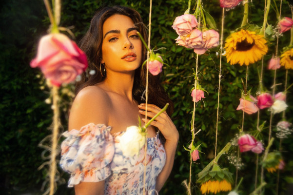 Emeraude Toubia pic #1264517