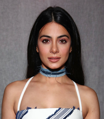 Emeraude Toubia pic #908640