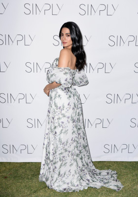 Emeraude Toubia pic #1058256