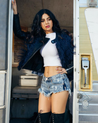 Emeraude Toubia pic #961493