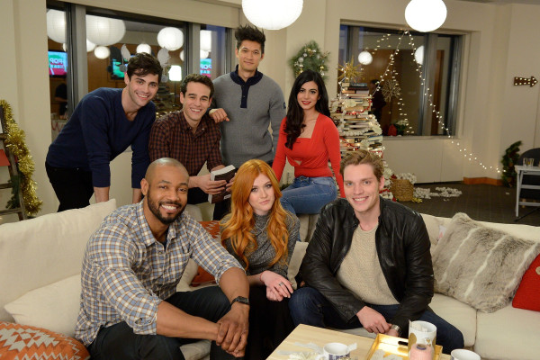 Emeraude Toubia pic #909642
