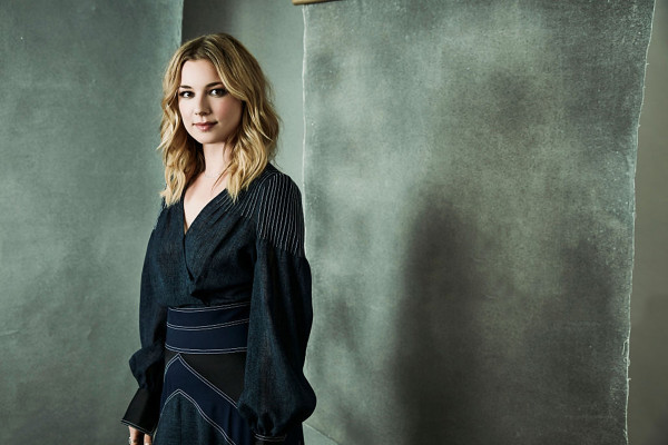 Emily van Camp pic #1207057