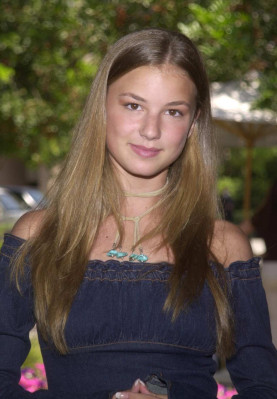 photo 5 in Emily van Camp gallery [id1271321] 2021-09-24 00:00:00