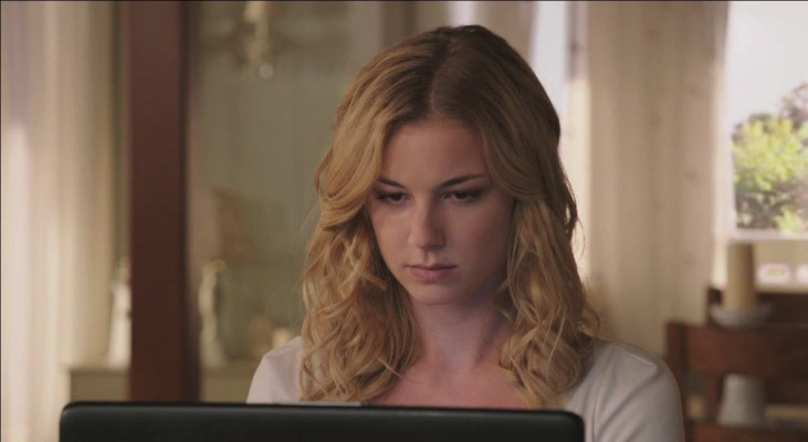Emily van Camp pic #750660