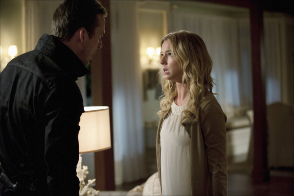 Emily van Camp pic #802627