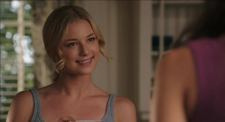Emily van Camp pic #739640