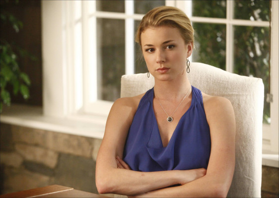 Emily van Camp pic #728283