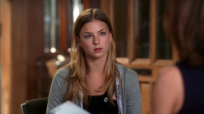 Emily van Camp pic #871767