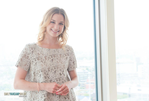 Emily van Camp pic #1264369