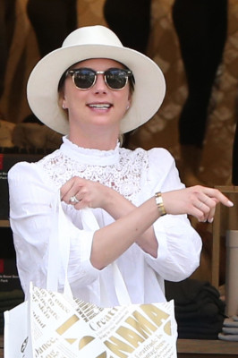 Emily van Camp pic #1093120