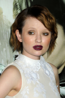 Emily Browning pic #849604