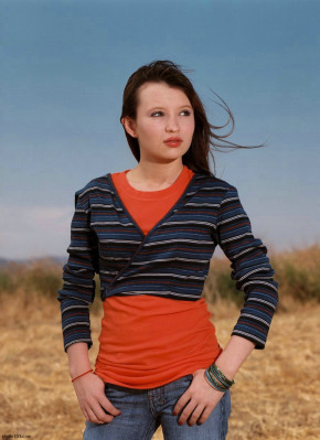 Emily Browning pic #211715