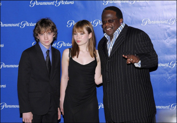 Emily Browning pic #679657
