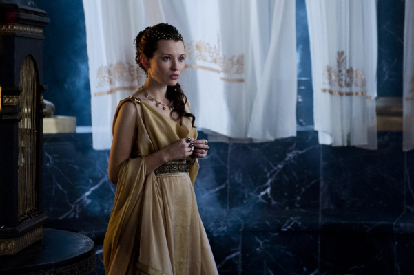 Emily Browning pic #678647