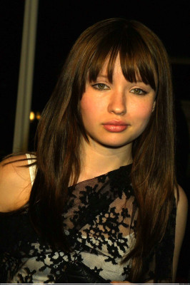Emily Browning pic #679654