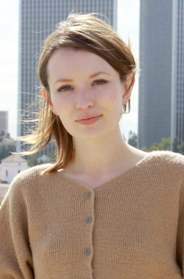 Emily Browning pic #674271